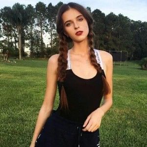 Meet your Posher, Linda